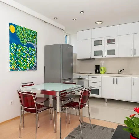 Luxury Apartment Silvana In The City Center Makarska Exterior foto
