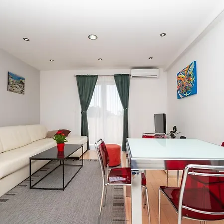 Luxury Apartment Silvana In The City Center Makarska Exterior foto