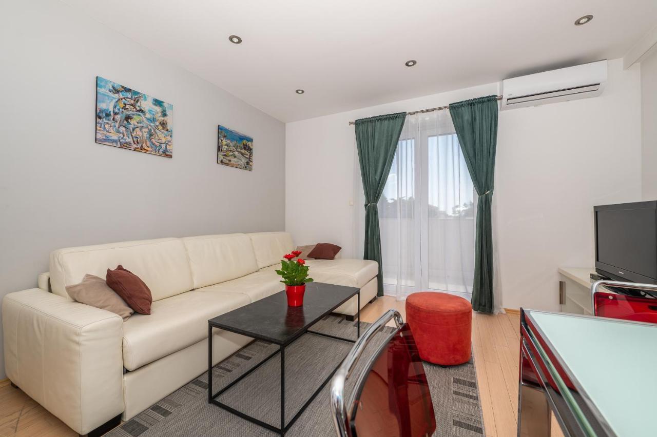 Luxury Silvana In The Center Makarska
